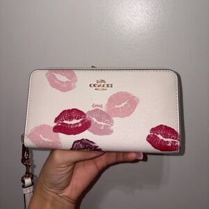 Coach Cream Large Wallet - Kiss Print (Red and Pink)
